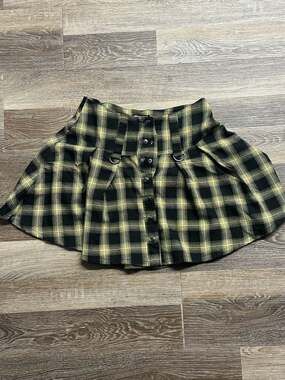 Hot Topic Plaid D-Ring Button Front Skirt Size SM